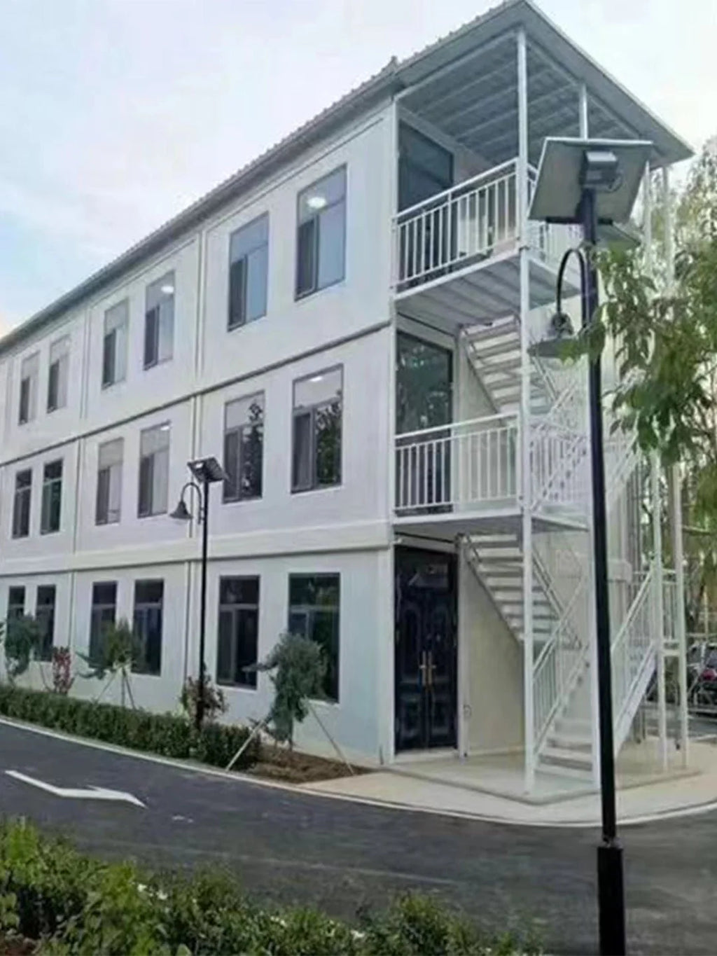 Flat Pack House FPH01 detachable container house MOQ 6 units/ 40HC - Efumily International