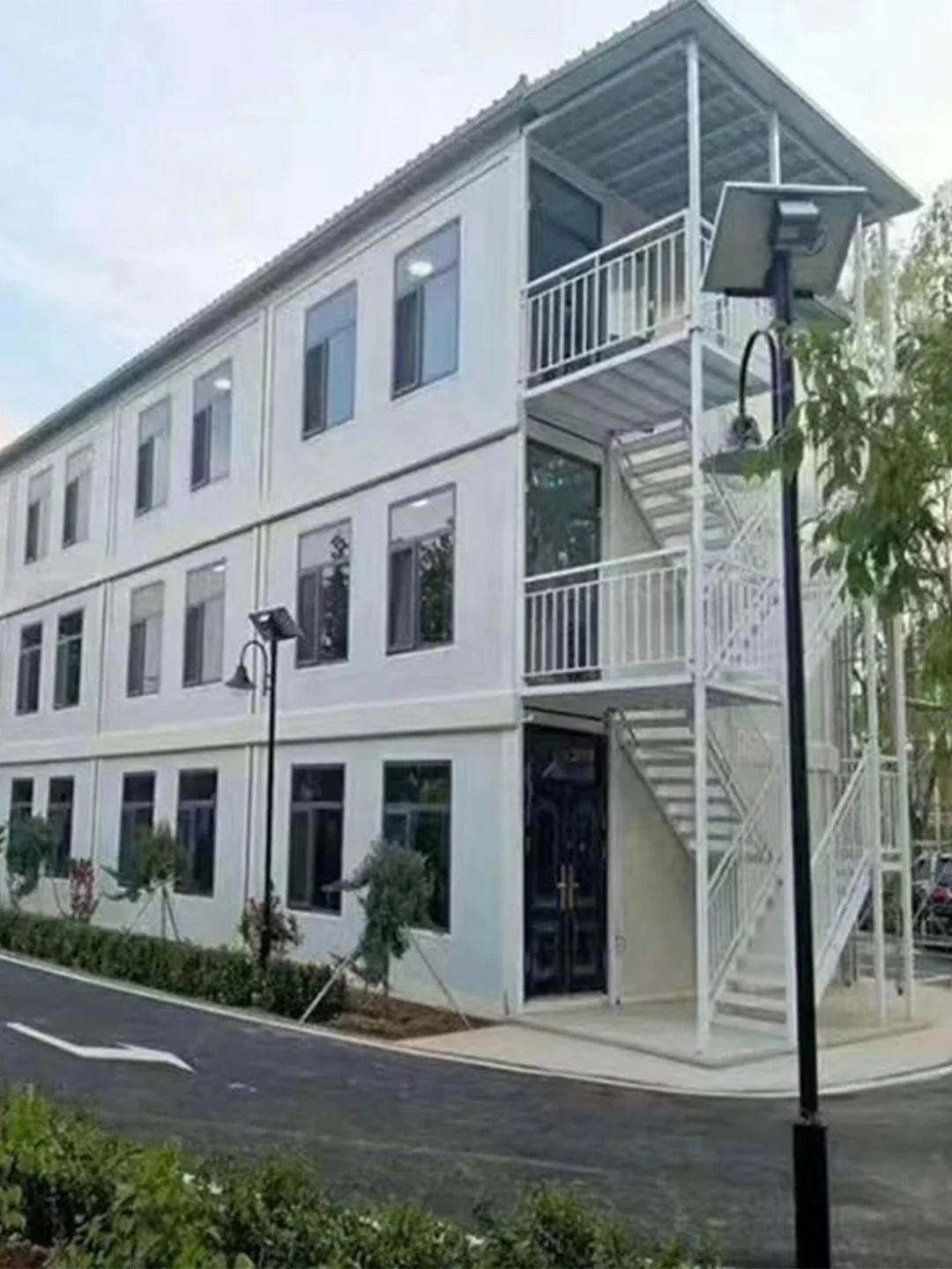 Flat Pack House FPH01 detachable container house MOQ 6 units/ 40HC - Efumily International